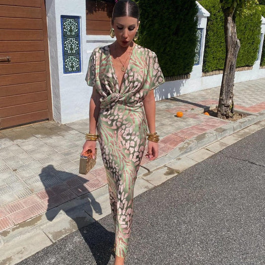 ELISA | Sophisticated slik dress