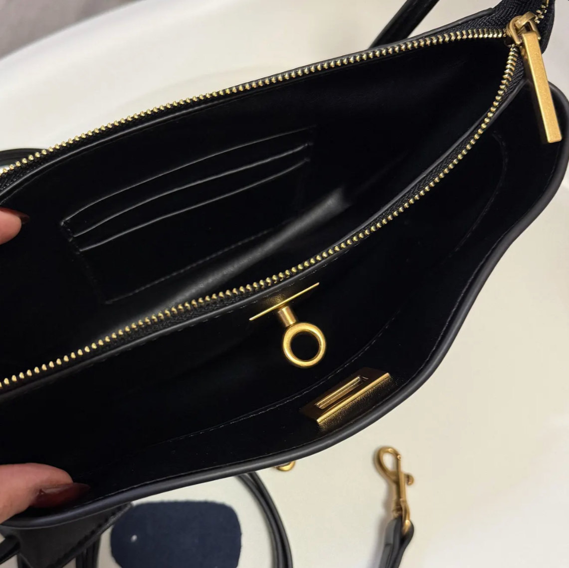 Chic Convertible Shoulder Bag