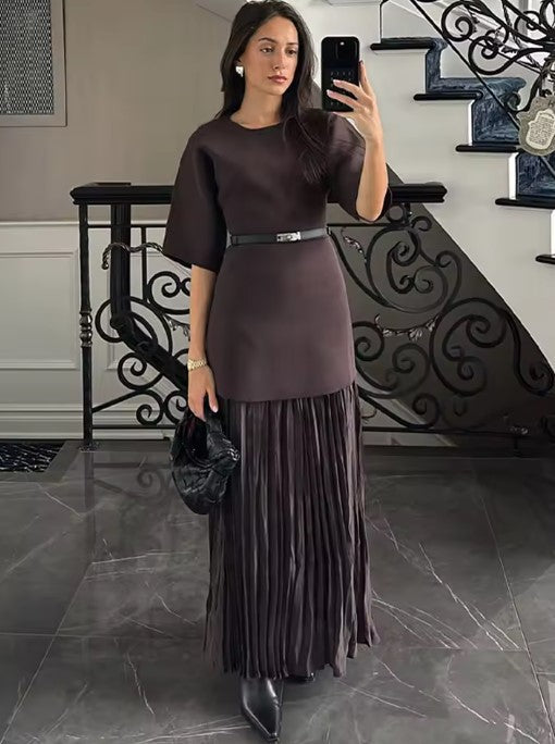 Brown / L