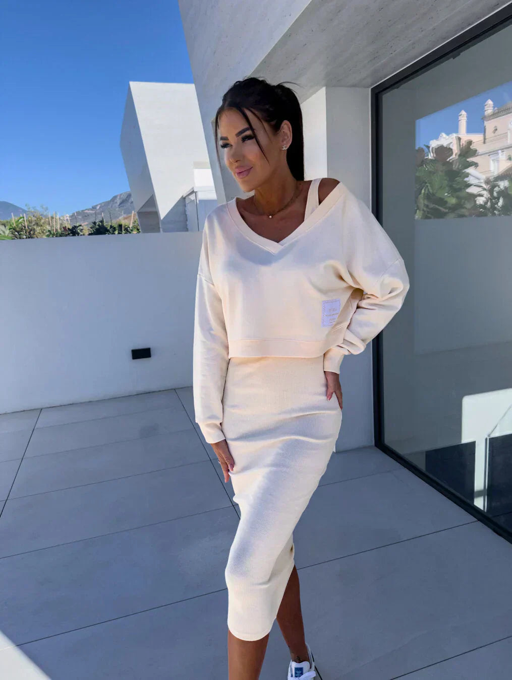 White / XL